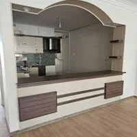 آپارتمان ۱۴۵ متری، حاشیه ریس