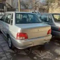 پراید ۱۳۲ نقره ای