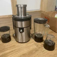 آبمیوه گیری فولن مدل FJ-350 نیاز به تعمییر دارد