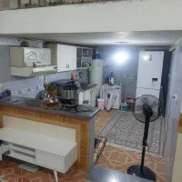 زیر زمین دربست
