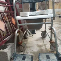 ویلچر حمام و توالت