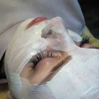 فشیال تخصصی و کاشت ناخن
