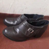 کفش سایز ۳۸