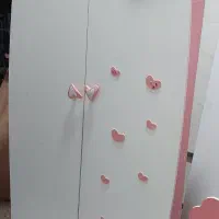 تخت و کمد در حد نو