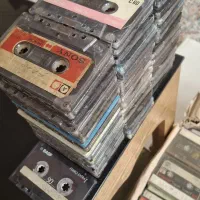 نوار کاست و صفحه قدیمی|فیلم و موسیقی|تهران, مرزداران|دیوار