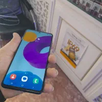 گوشی در حد آک m52 5G