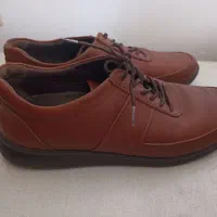 کفش اسپرت چرم اصل سایز 39