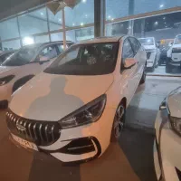 آریزو ۵ صفرکیلومتر