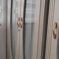 تخت کشودار کمد دودروویترین دار|تخت و سرویس خواب|اردبیل, |دیوار