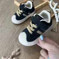 کفش بچه گانه miu