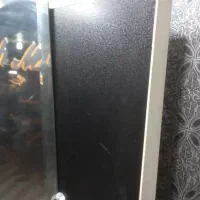 صندلی و آینه قدی آرایشگاه|آرایشگاه و سالنهای زیبایی|قم, سراجه (۱۵ خرداد)|دیوار