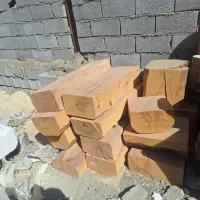 یک متر چوب کاج و بلوط