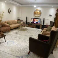 100متری/2خوابه فول امکانات در خیابان خزابی