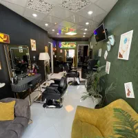 دعوت به همکاری برای اجاره صندلی پیرایش