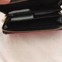 تعدادی کیف|کیف، کفش، کمربند|اصفهان, رسالت|دیوار