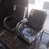 دو عدد صندلی انتظار