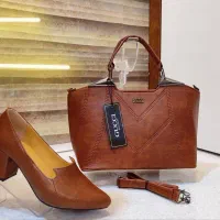 فروش ویژه انواع کیف و کفش چرم و کوله پشتی