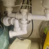 ساخت توری آلومینیومی لوله‌کشی برق کار