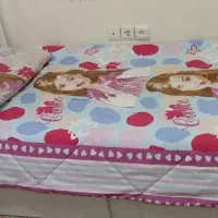 تخت نوجوان