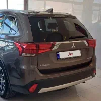 اوتلندر مدل ۲۰۱۷