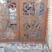 ساختمان نیمه کار فروشی