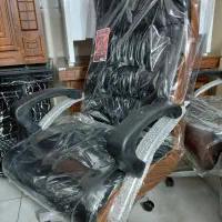 صندلی مدیریتی کد۹۰۷ مدل چروک وکیوم کد۶۷کمد فلزی