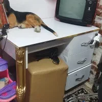 میز کاشت ناخن