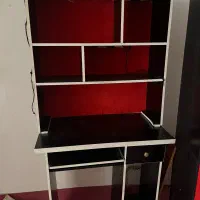 میز تحریر در حد نو