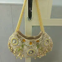 کیف مروارید ونگین داره جذاب وقشنگ