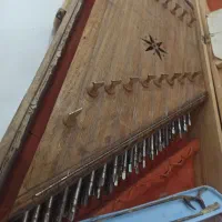 سنتور عتیقه قدیمی|سازهای سنتی|گناباد, |دیوار