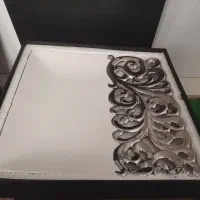 گلدان وگل.تخت ظروف پذیرایی.تابلو.شارزر چند منظوره