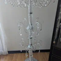 آباژور کنار سالنی کریستال ۳ طبقه ۸ شاخه لاله دار|چراغ خواب و آباژور|تهران, پاسداران|دیوار