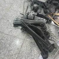 چوب رختی پلاستیکی و گیره دارشلواری
