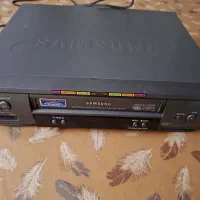 ویدیو سامسونگ و دستگاه عقب بر نوار ویدیو