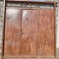 در حیاط|ابزارآلات|تبریز, |دیوار