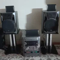 ضبط LG . ویک عدد ساب سونیا و پایه های باند