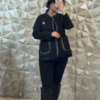 دوزنده و خیاط جهت کار تولیدی مانتو