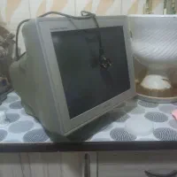 مانیتور|رایانه رومیزی|همدان, |دیوار