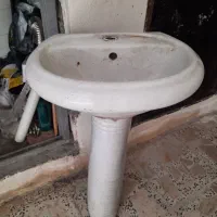 روشویی  پایه دار