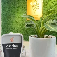 اپراتور لیزر خانم