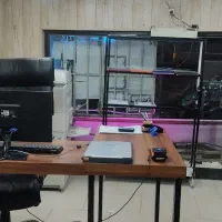 میزکامپیوتر و تحریر