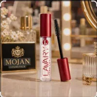 فروشنده خانم برای مغازه لوازم آریشی
