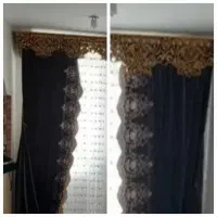 دو عدد کنار پرده