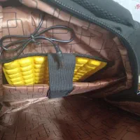 کوله‌پشتی|کیف، کفش، کمربند|نیشابور, پنجراه|دیوار