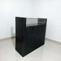 قفسه و‌کانتر حمیدرضا لشگری موجود است