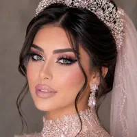 تخفیف در لاین میکاپ و شنیون