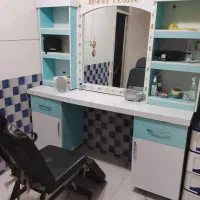 دو عدد دکور ارایشگاه