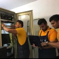 خدمات پشتیبانی و عیب یابی شبکه
