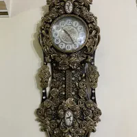 ساعت دیواری طرح چوب