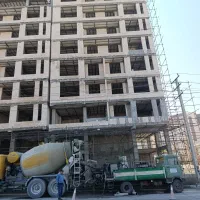 پمپ بتن زمینی بهزاد با اکیب مجرب